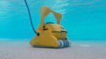 Dolphin Wave 100 Pool Cleaner - Image 2