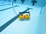 Dolphin Wave 120 Pool Cleaner - Image 5