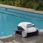 Dolphin E10 Robotic Pool Cleaner - Image 9