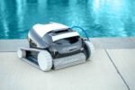 Dolphin Explorer E20 Pool Cleaner - Image 2