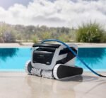 Dolphin Explorer E70 Pool Cleaner - Image 2